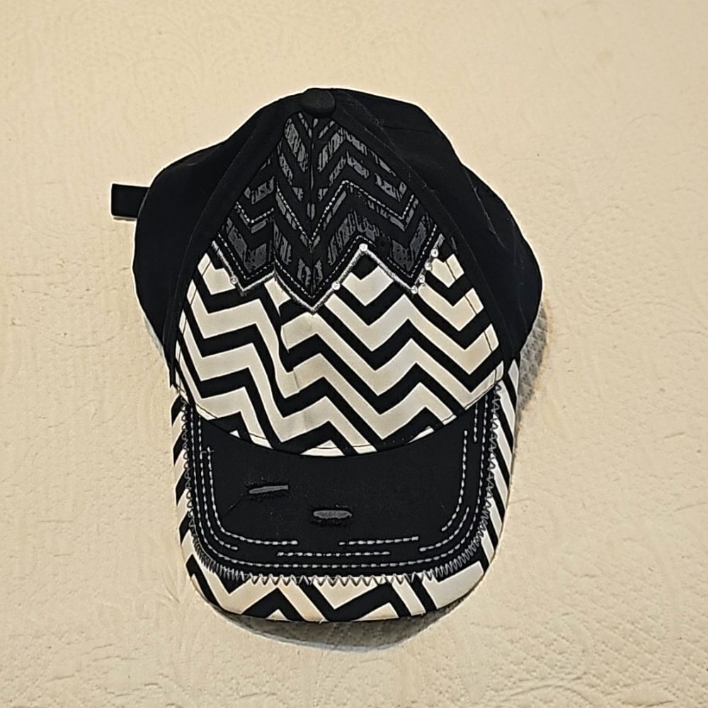 white black, silver sequence/gems. CHEVRON pattern by KBETHOS